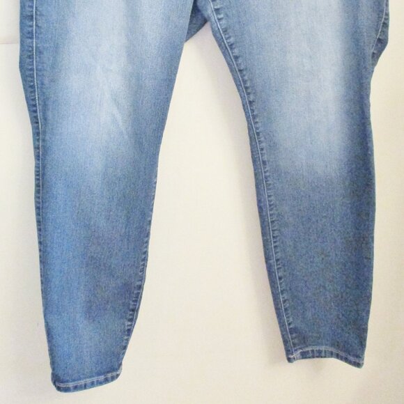 Torrid Women's Jegging Jeans, Dark Blue, Stretch, Size 20R - Picture 2 of 13